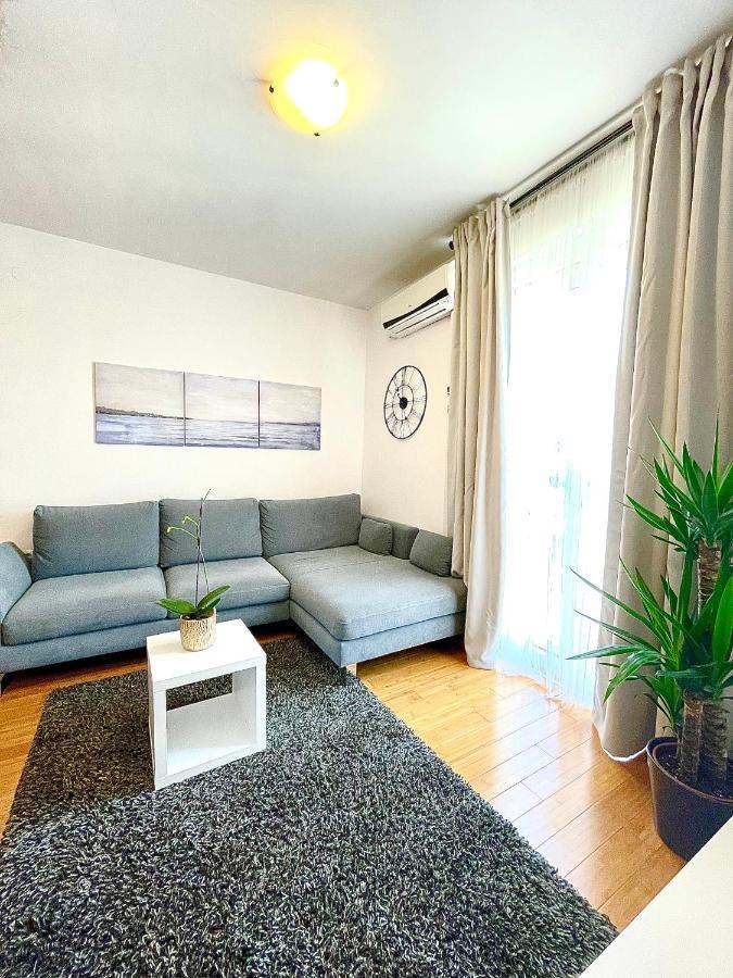 Emili Apartment Zadar Bagian luar foto