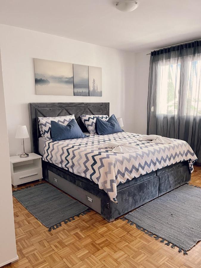 Emili Apartment Zadar Bagian luar foto